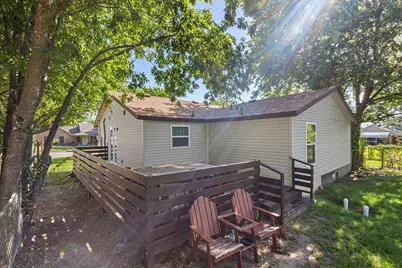 2006 E Cates Street, Bridgeport, TX 76426 - Photo 3