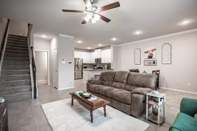 2204 Greystone Drive, Denton, TX 76207 - Photo 3