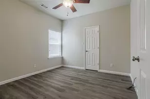 1521 Wickham Dr, Burleson, TX 76028 - Photo 15