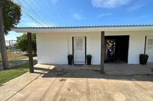 501 W Garland St, Grand Saline, TX 75140 - Photo 1