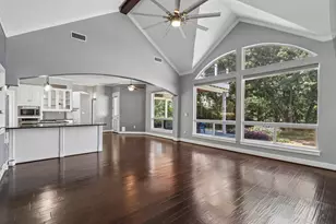 823 Carrie Ct, Lakewood Village, TX 75068 - Photo 7