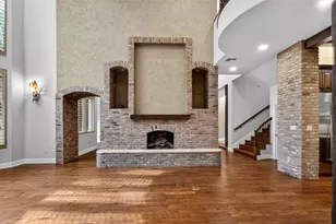 701 W Walcott St, Pilot Point, TX 76258 - Photo 19