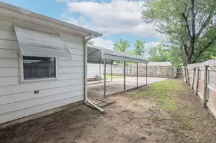 5205 Roxie St, Haltom City, TX 76117 - Photo 19