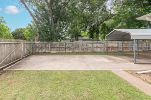 5205 Roxie St, Haltom City, TX 76117 - Photo 23