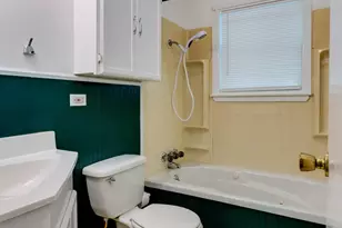5205 Roxie St, Haltom City, TX 76117 - Photo 11