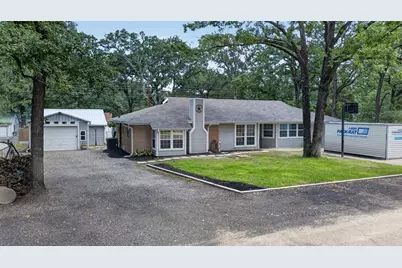 114 Forrest Oaks Drive, Gun Barrel City, TX 75156 - Photo 1