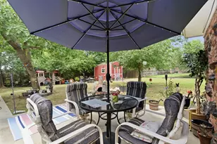 7017 Oakland Ln, North Richland Hills, TX 76180 - Photo 15