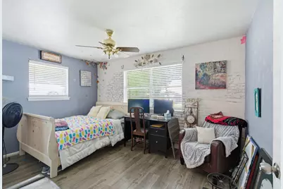 7017 Oakland Lane, North Richland Hills, TX 76180 - Photo 11