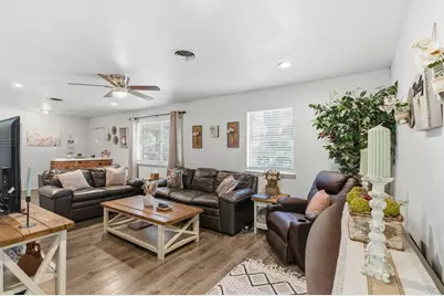 7017 Oakland Lane, North Richland Hills, TX 76180 - Photo 5