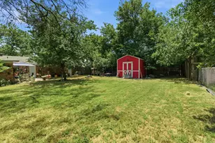 7017 Oakland Ln, North Richland Hills, TX 76180 - Photo 17