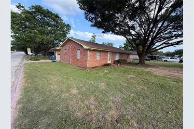 101 Pine Street, Keene, TX 76059 - Photo 13