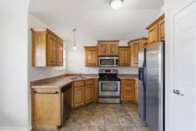 1712 Sully Court, Stephenville, TX 76401 - Photo 9