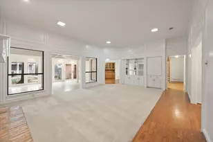4003 Manorwood Ct, Arlington, TX 76016 - Photo 11