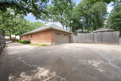 4003 Manorwood Court, Arlington, TX 76016 - Photo 39