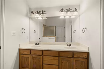 1904 Lazy Court, Granbury, TX 76048 - Photo 15