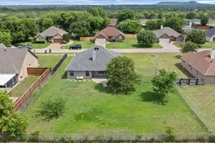 1904 Lazy Ct, Granbury, TX 76048 - Photo 29