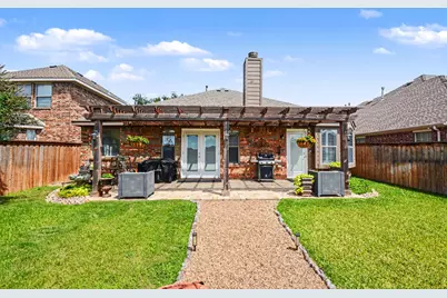 2759 Waterway Drive, Grand Prairie, TX 75054 - Photo 23