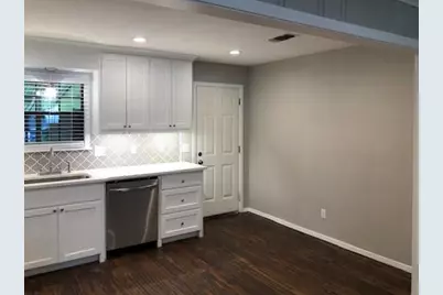 602 W 3rd Street, Justin, TX 76247 - Photo 5
