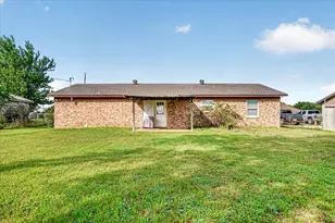 408 Grandview Dr, Granbury, TX 76049 - Photo 15