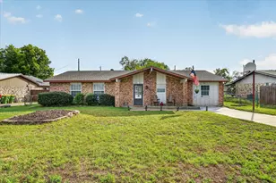 408 Grandview Dr, Granbury, TX 76049 - Photo 1