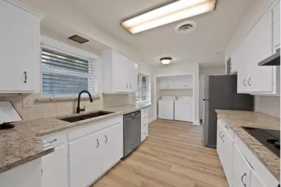 3505 Wedgway Drive, Fort Worth, TX 76133 - Photo 17