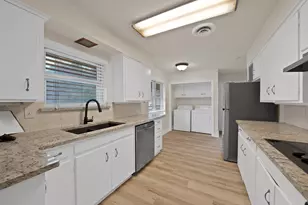 3505 Wedgway Dr, Fort Worth, TX 76133 - Photo 17