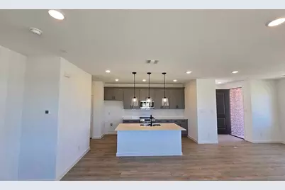 5713 Lakeview Drive, Watauga, TX 76148 - Photo 5