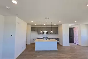 5713 Lakeview Dr, Watauga, TX 76148 - Photo 5