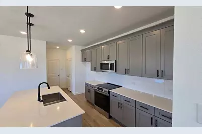 5713 Lakeview Drive, Watauga, TX 76148 - Photo 7
