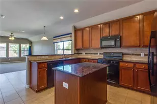 1404 Bluebird Dr, Little Elm, TX 75068 - Photo 7