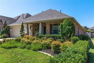 1404 Bluebird Dr, Little Elm, TX 75068 - Photo 1