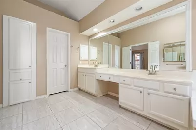 6101 Fox Hunt Drive, Arlington, TX 76001 - Photo 5