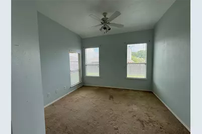 2033 Meadow Park Drive, Princeton, TX 75407 - Photo 9