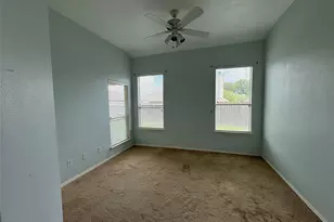 2033 Meadow Park Dr, Princeton, TX 75407 - Photo 9