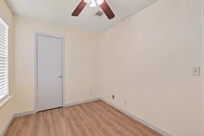 700 W Collins Street, Denton, TX 76201 - Photo 27