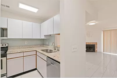 700 W Collins Street, Denton, TX 76201 - Photo 9