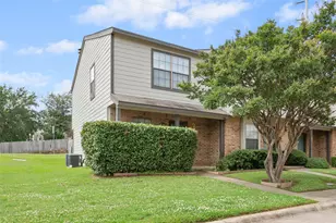 700 W Collins St, Denton, TX 76201 - Photo 3