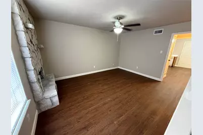 1607 N Nolan River Road #C, Cleburne, TX 76033 - Photo 5