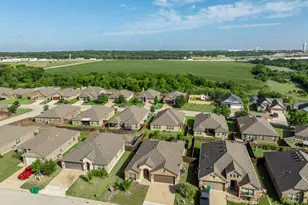 3017 Paint Horse Dr, Waco, TX 76706 - Photo 27