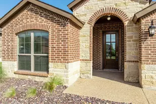3017 Paint Horse Dr, Waco, TX 76706 - Photo 3
