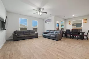 1112 Croxley Wy, Fort Worth, TX 76247 - Photo 5