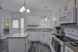 5428 Rolling Green Rd, Arlington, TX 76017 - Photo 15