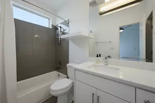1915 Summit Ave, Dallas, TX 75206 - Photo 19