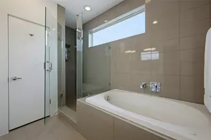 1915 Summit Ave, Dallas, TX 75206 - Photo 15