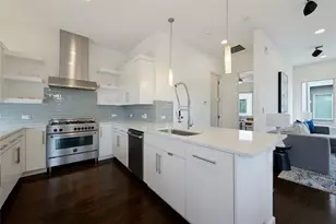 1915 Summit Ave, Dallas, TX 75206 - Photo 9