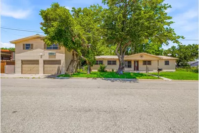 1571 W Ash Street, Stephenville, TX 76401 - Photo 1
