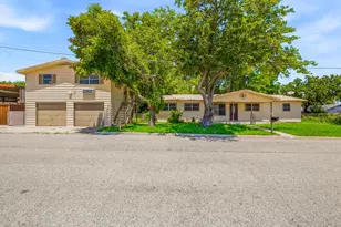 1571 W Ash St, Stephenville, TX 76401 - Photo 1