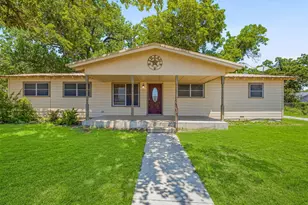 1571 W Ash St, Stephenville, TX 76401 - Photo 1