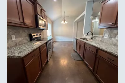 319 Foxtrot Lane, Abilene, TX 79602 - Photo 9