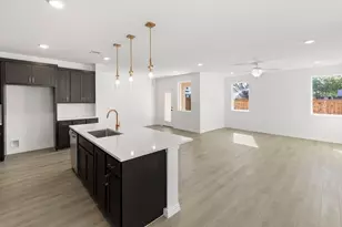 6910 Mission Tejas Dr, Dallas, TX 75228 - Photo 5